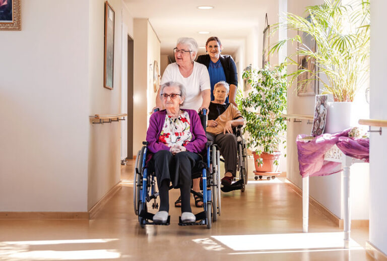 Unterstuetzung-Betreuung-Senioren-Pflege
